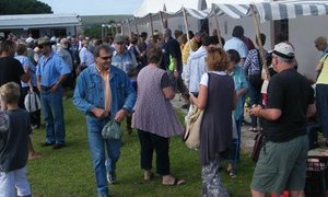 Baarskeerdersbos Basaar steeds n Wenner